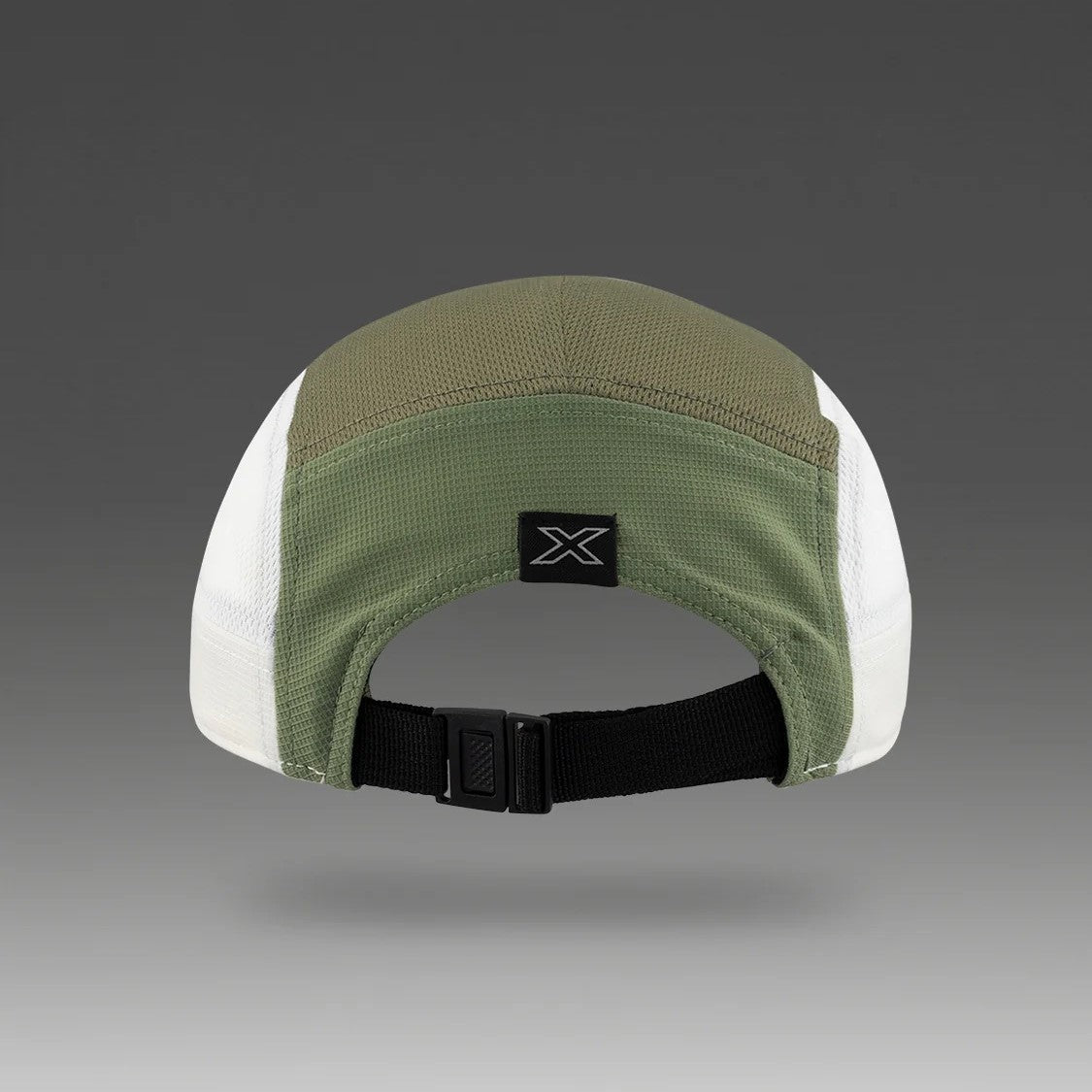 2XU Light Speed Cap | Hunter Green / White