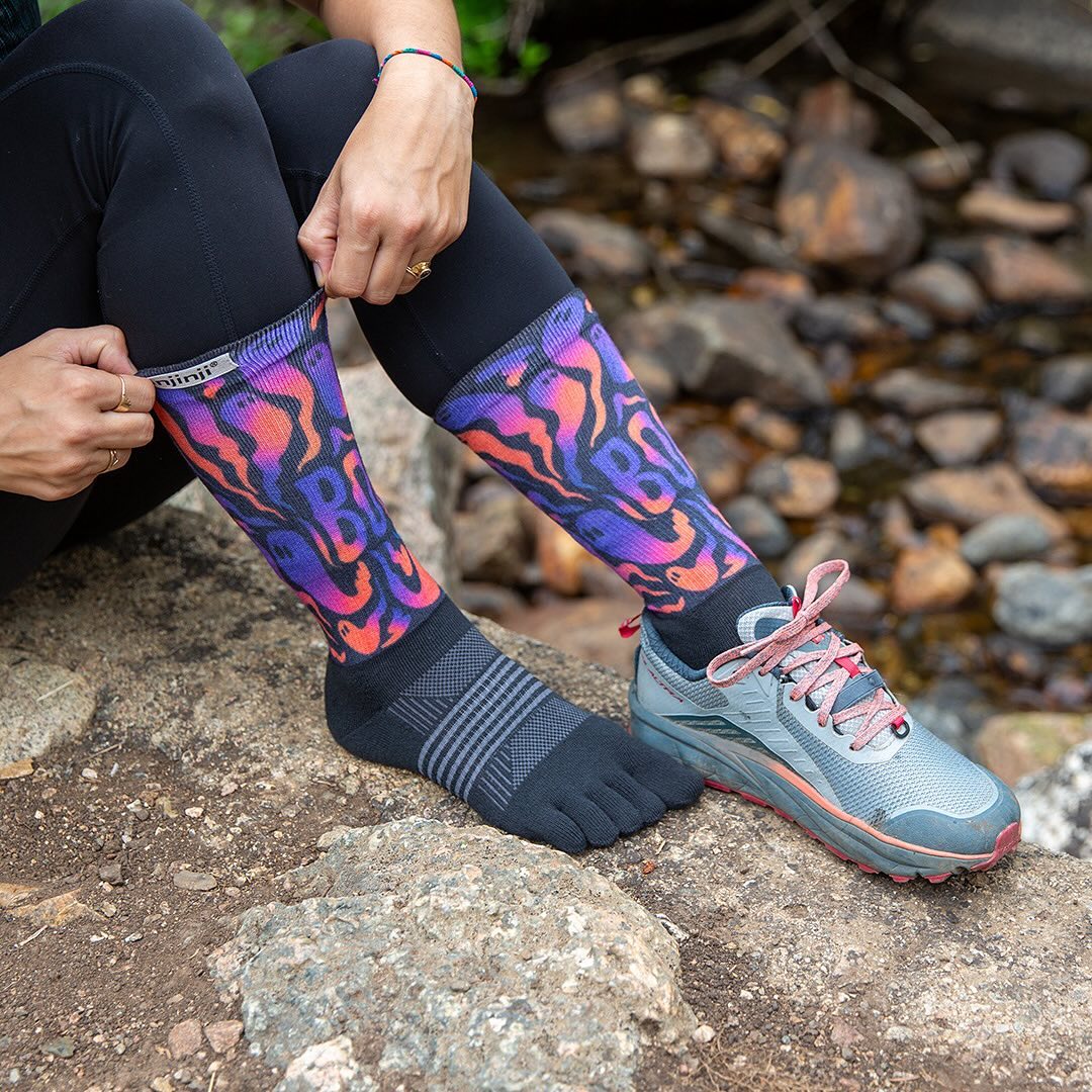 Injinji Trail Sock | Midweight | Crew Length | Boo