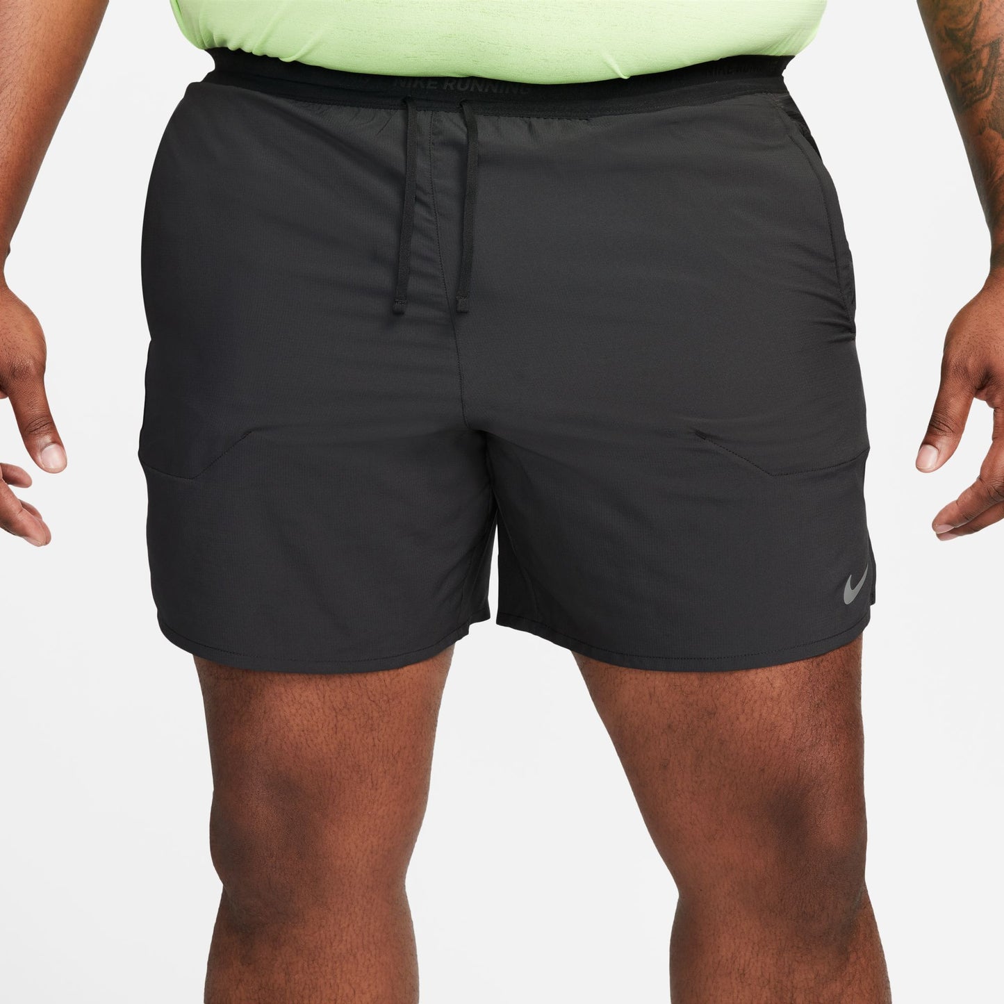 Nike Stride 7" Shorts | Black / Reflective Silver | Mens