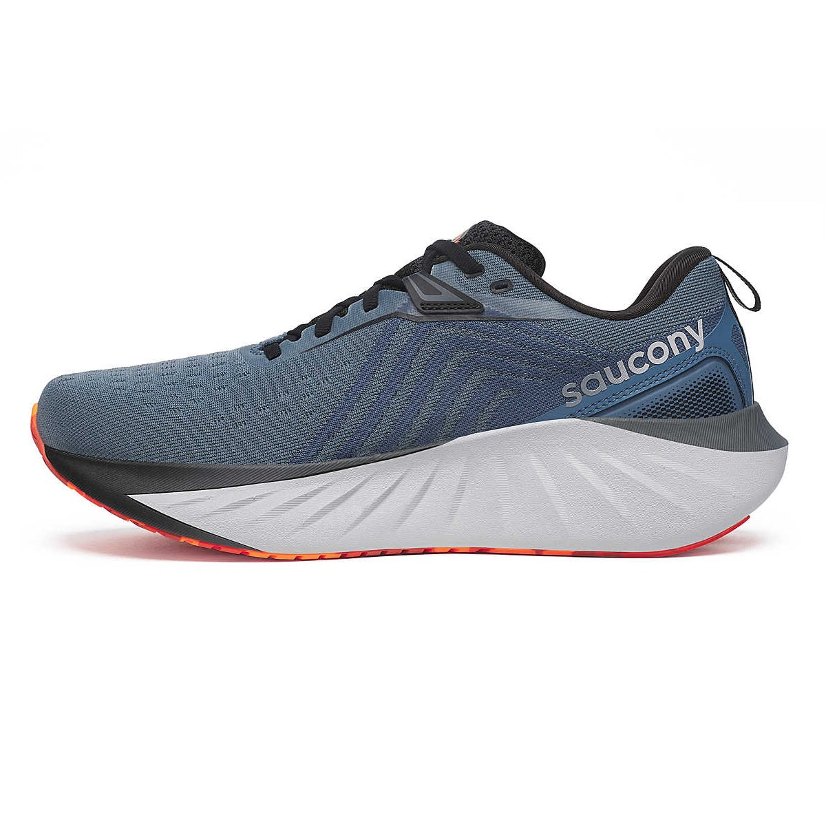 Saucony Triumph 22 Wide Mens Road Running Shoes at stokelab